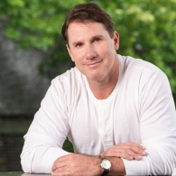 Nicholas Sparks